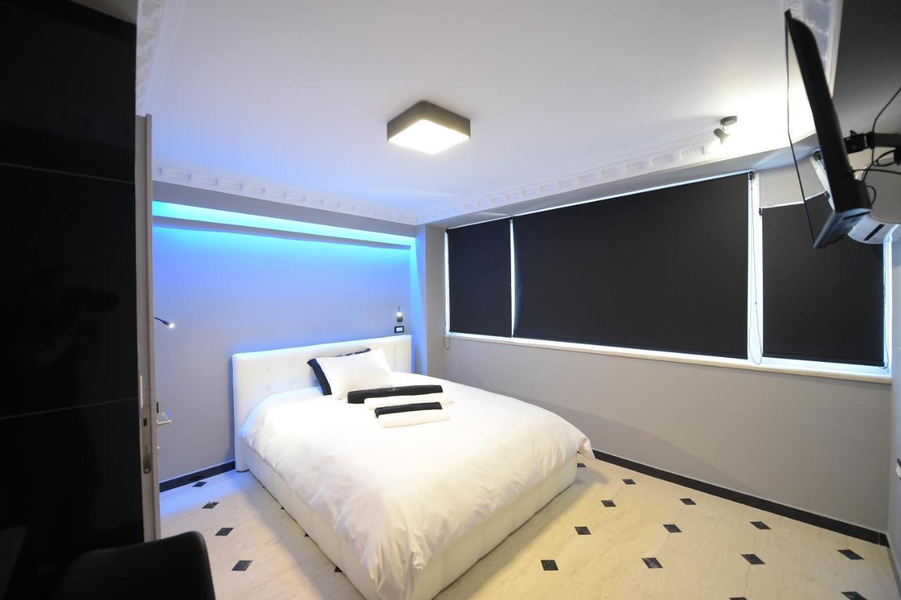 Pietra Mare Suites Patras Buitenkant foto