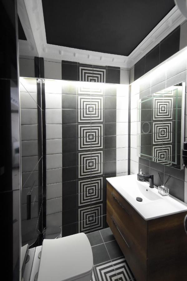 Pietra Mare Suites Patras Buitenkant foto