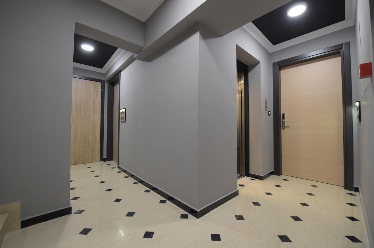 Pietra Mare Suites Patras Buitenkant foto