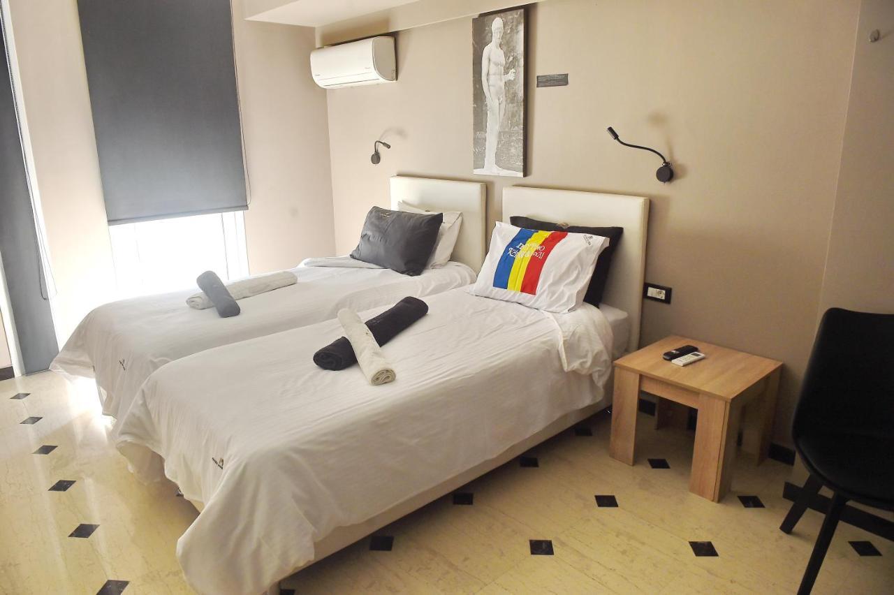 Pietra Mare Suites Patras Buitenkant foto