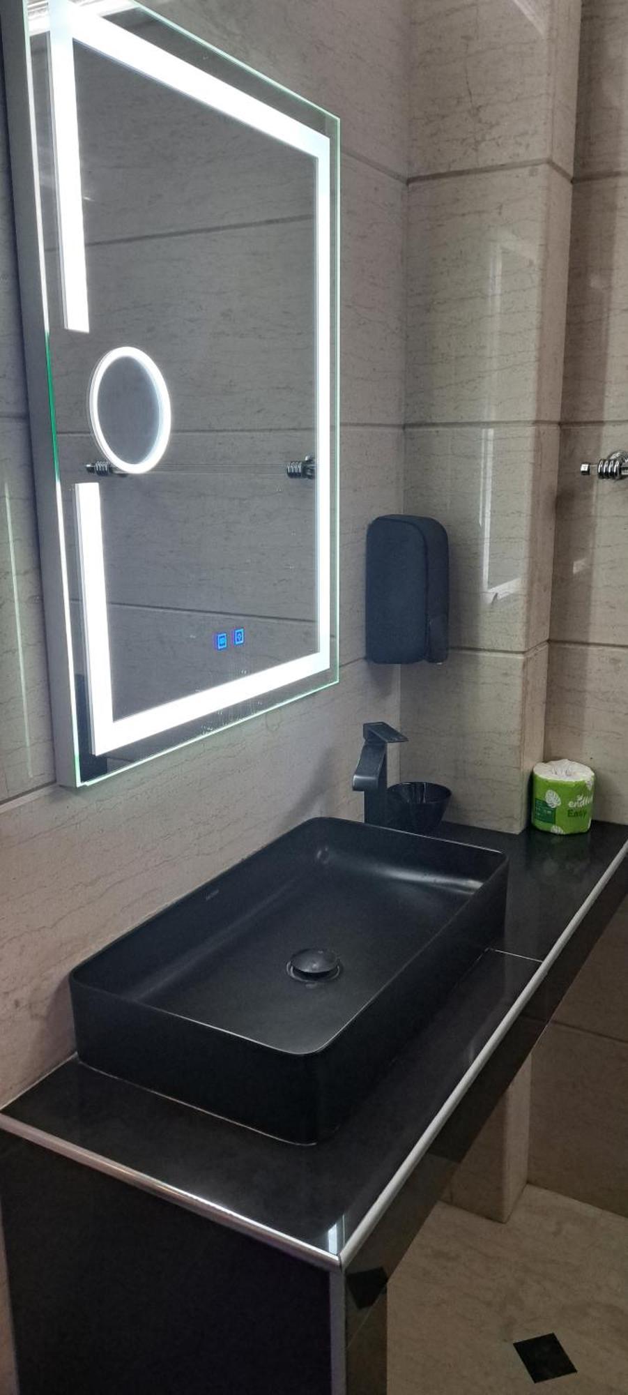 Pietra Mare Suites Patras Buitenkant foto