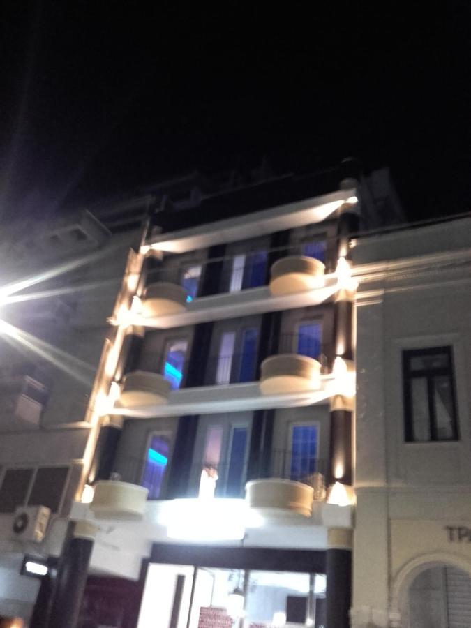 Pietra Mare Suites Patras Buitenkant foto