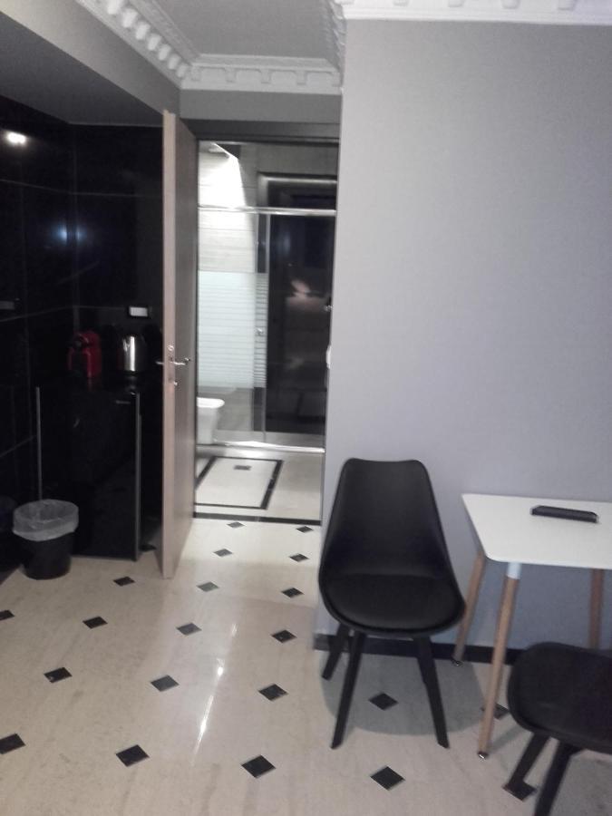 Pietra Mare Suites Patras Buitenkant foto